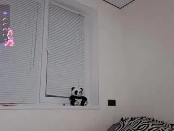 hoaarisa on Chaturbate 