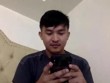 Cling to live show with krezikeed from Chaturbate 