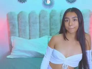 Cling to live show with lanna_brunette from Chaturbate 