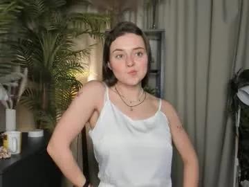 laura_mutti — goal:  hairbra 1.5 min + eyes contact ^^ hi all! my name is Samantha! #new #teen #skinny #cute #beauty  [1089 tokens remaining]