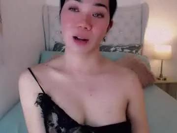 Cling to live show with lexiesmith_ from Chaturbate 