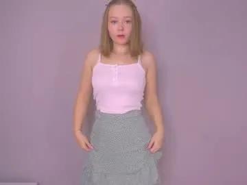 lilahhn — Goal:Turn aroud and show outfit Hey Guys <3 Im Sofi and #new #cute #18 yo girl with #bigboobs and #shy for first time here [0 tokens remaining]