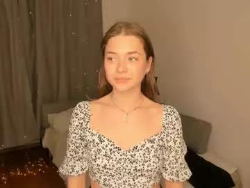 Cling to live show with luna_rove from Chaturbate 