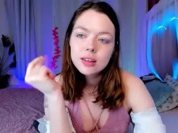 Cling to live show with lunarlily7 from Chaturbate 