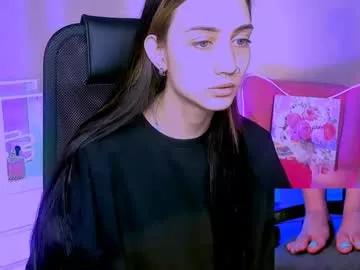 Cling to live show with olivia_norton_ from Chaturbate 