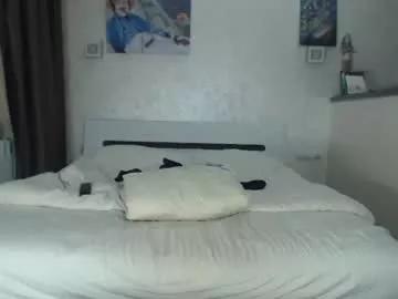 Cling to live show with onebestlover from Chaturbate 