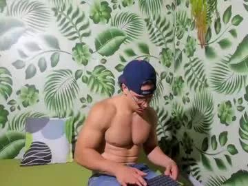 Cling to live show with patrickconor1 from Chaturbate 