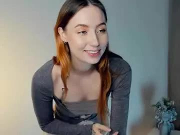 Cling to live show with quennaedger from Chaturbate 