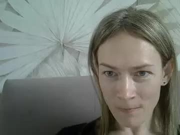 Cling to live show with sara_killian from Chaturbate 