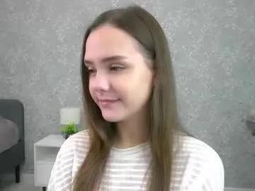 sara_whooops — Goal: I wanna cum with you now #teen #shy #18 #young #bigass [127 tokens remaining]