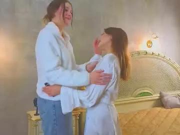 shaunaheiple — goal: Double air kiss? ? :) hello guys im Aleksandra and im #new and #shy model on CB leets meet :) #bigboobs #skinny #18 [11 tokens remaining]