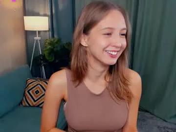 tessiekhanponaphan on Chaturbate 