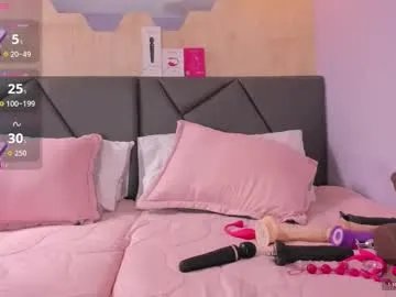 valentina_diiaz — GOAL: Show milk tits [52 tokens remaining] Pvt open, let me fulfill your naughtiest fantasies, promise it'll be worth it! pvt record for 150 tip ! #pregnant #bigass  #milk #bbw #curvy