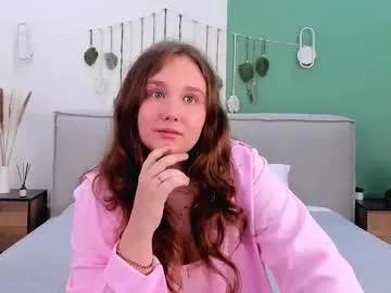 Discover velvetvixencute from Chaturbate