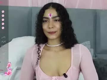 Cling to live show with vicky_curly from Chaturbate 