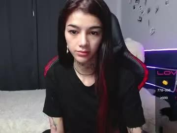 Cling to live show with vinkitinkii from Chaturbate 
