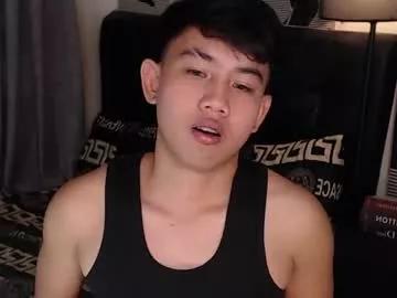 Cling to live show with xcigbatecum from Chaturbate 