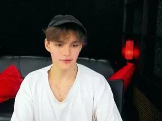 Cling to live show with austin_jackobs from Flirt4Free 