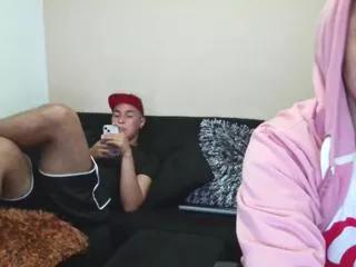 Cling to live show with camo_thom from Flirt4Free 