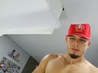 Cling to live show with grant_finton from Flirt4Free 