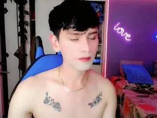 Cling to live show with joe_johnsonn from Flirt4Free 