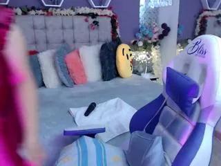 Cling to live show with katie_joness from Flirt4Free 