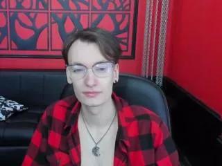 Cling to live show with liam_deily from Flirt4Free 