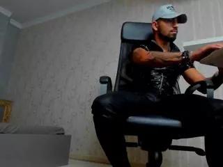 Cling to live show with nigel_boyd from Flirt4Free 