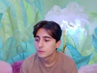 Cling to live show with robert_stonks from Flirt4Free 