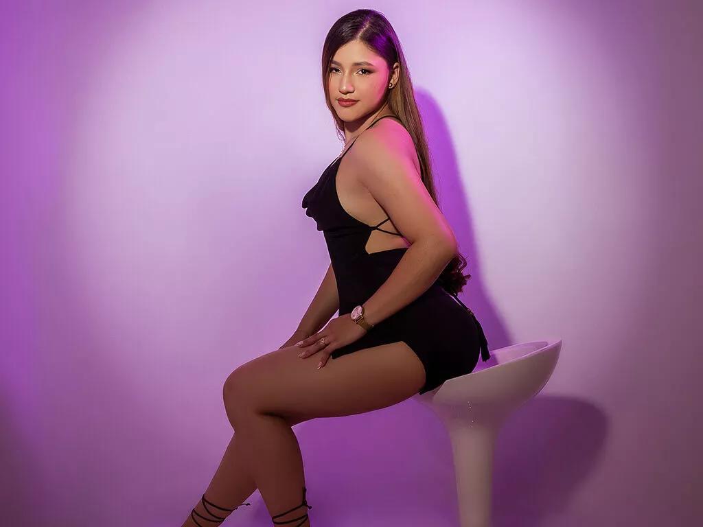 Cling to live show with AnyaSosa from LiveJasmin 