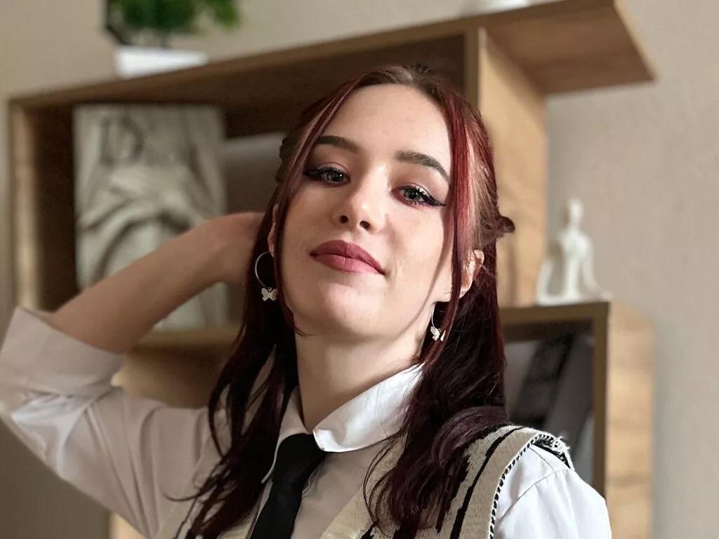 Cling to live show with MatiaBuys from LiveJasmin 