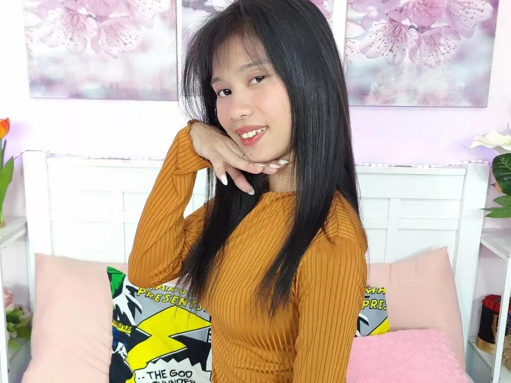 Cling to live show with StellaQuinn from LiveJasmin 