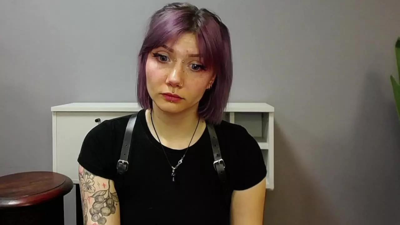 Cling to live show with GabbieLove from Streamray 
