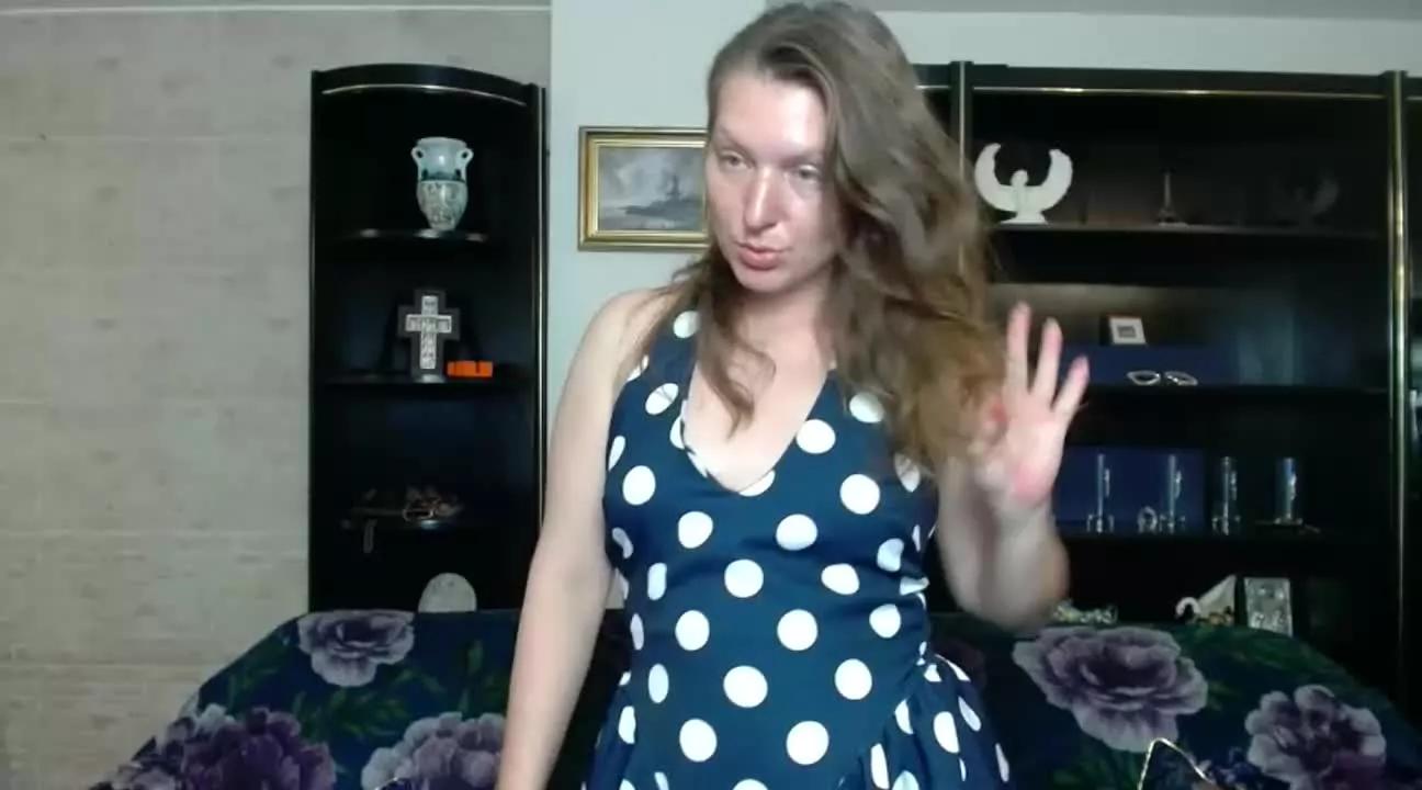 Cling to live show with GlamyWife from Streamray 