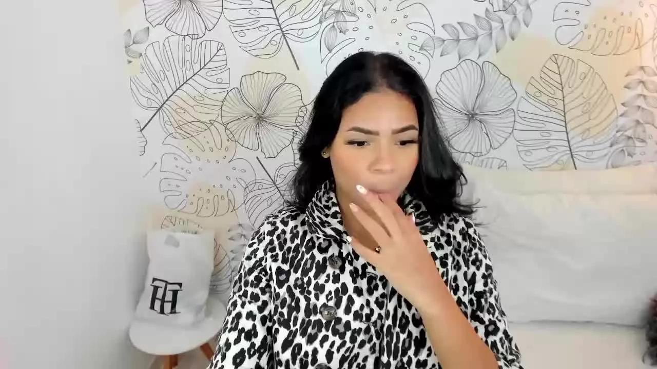 Cling to live show with KelseyOwens1 from Streamray 