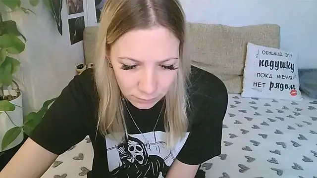 -GoldenGirl- — big dildo in ass