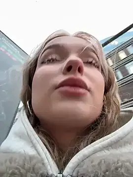 -teenytiny- on StripChat 