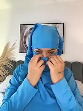 Cling to live show with _Nadiaa from StripChat 