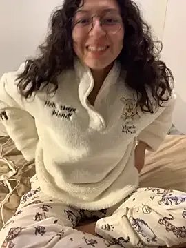 Alicatcua_ on StripChat