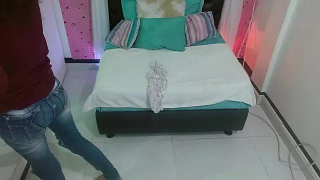 Cling to live show with Alice_candace from StripChat 