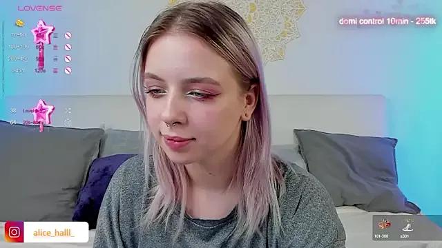 Cling to live show with Alice_Halle from StripChat 