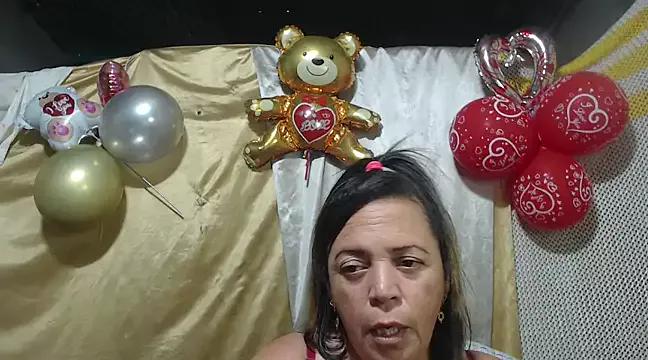 Cling to live show with alina_maturehot from StripChat 