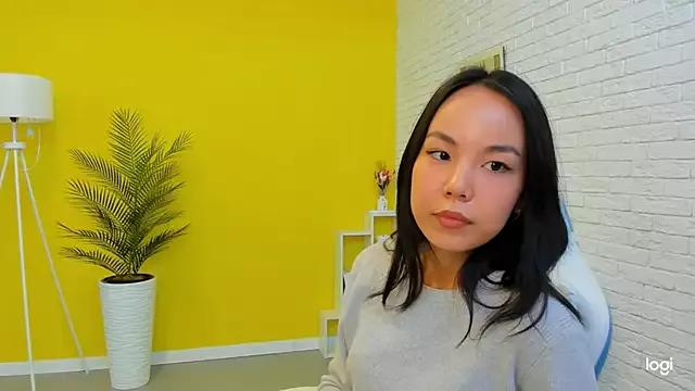 Cling to live show with AlodiaAxley from StripChat 