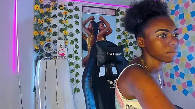 Cling to live show with Amaia-wells from StripChat 