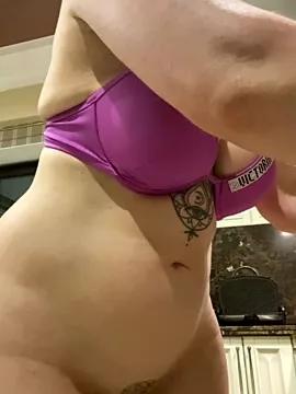 Cling to live show with Amazoniiaa from StripChat 