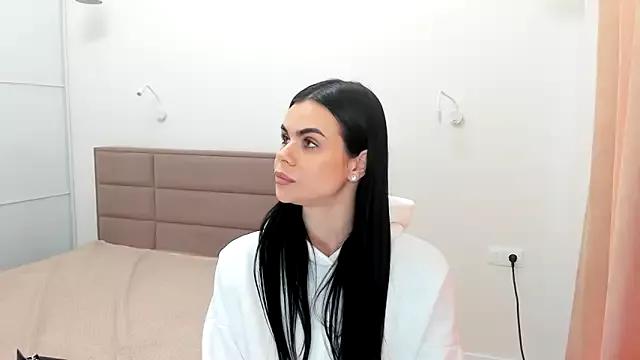 Cling to live show with Amelisweett from StripChat 