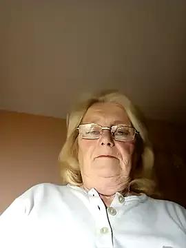 AmyLove353 — Freechat on StripChat