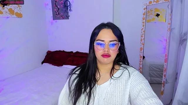 Discover andra_rose from StripChat