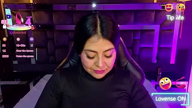 Aniajoness_ on StripChat