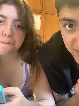 Cling to live show with antonelaXantonysex from StripChat 